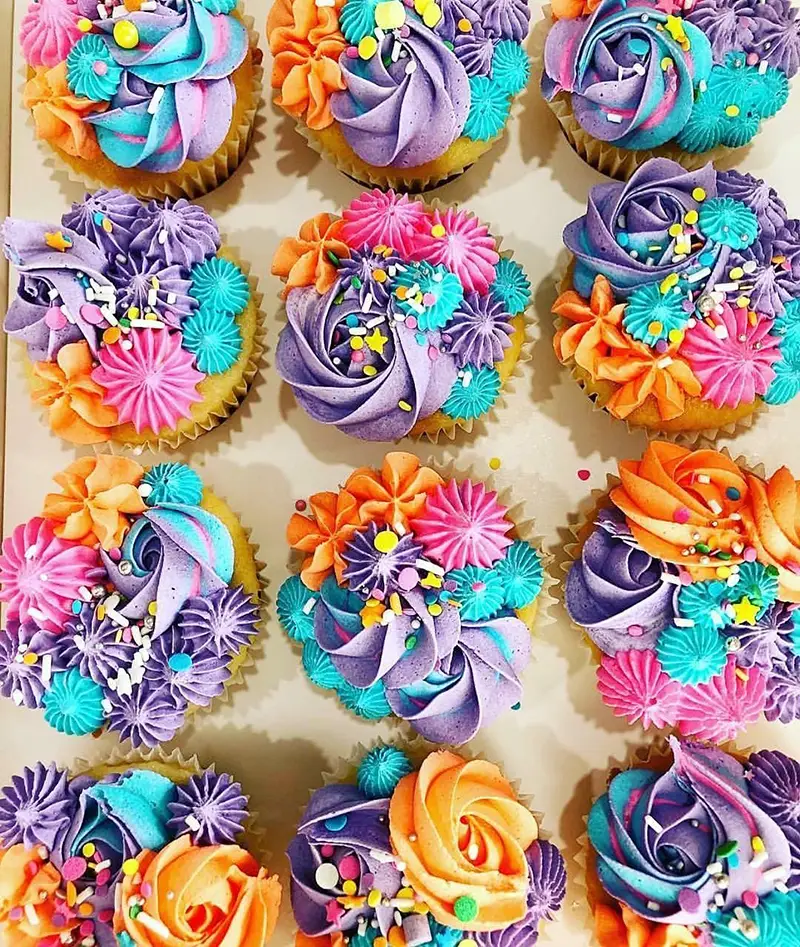 Isabella's Floral Cupcakes