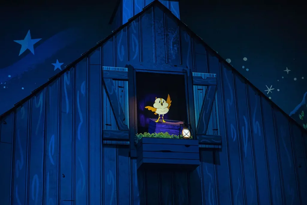 Chuuby sings in the barn in Mickey and Minnie's Runaway Railway